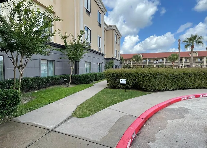 Spark By Hilton Houston Hobby Airport